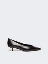 Kitten-heel leather court shoes - Black