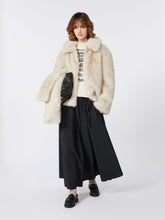 Soft-feel cropped jacket - Beige