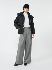 Short down jacket in water-repellent taffeta - Black