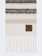 Alpaca-blend scarf - White