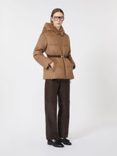 Short water-repellent canvas and camel down jacket - Brown