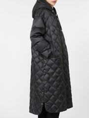 Long quilted down jacket in water-repellent fabric - Black