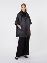Padded cape with water-repellent hood - Black