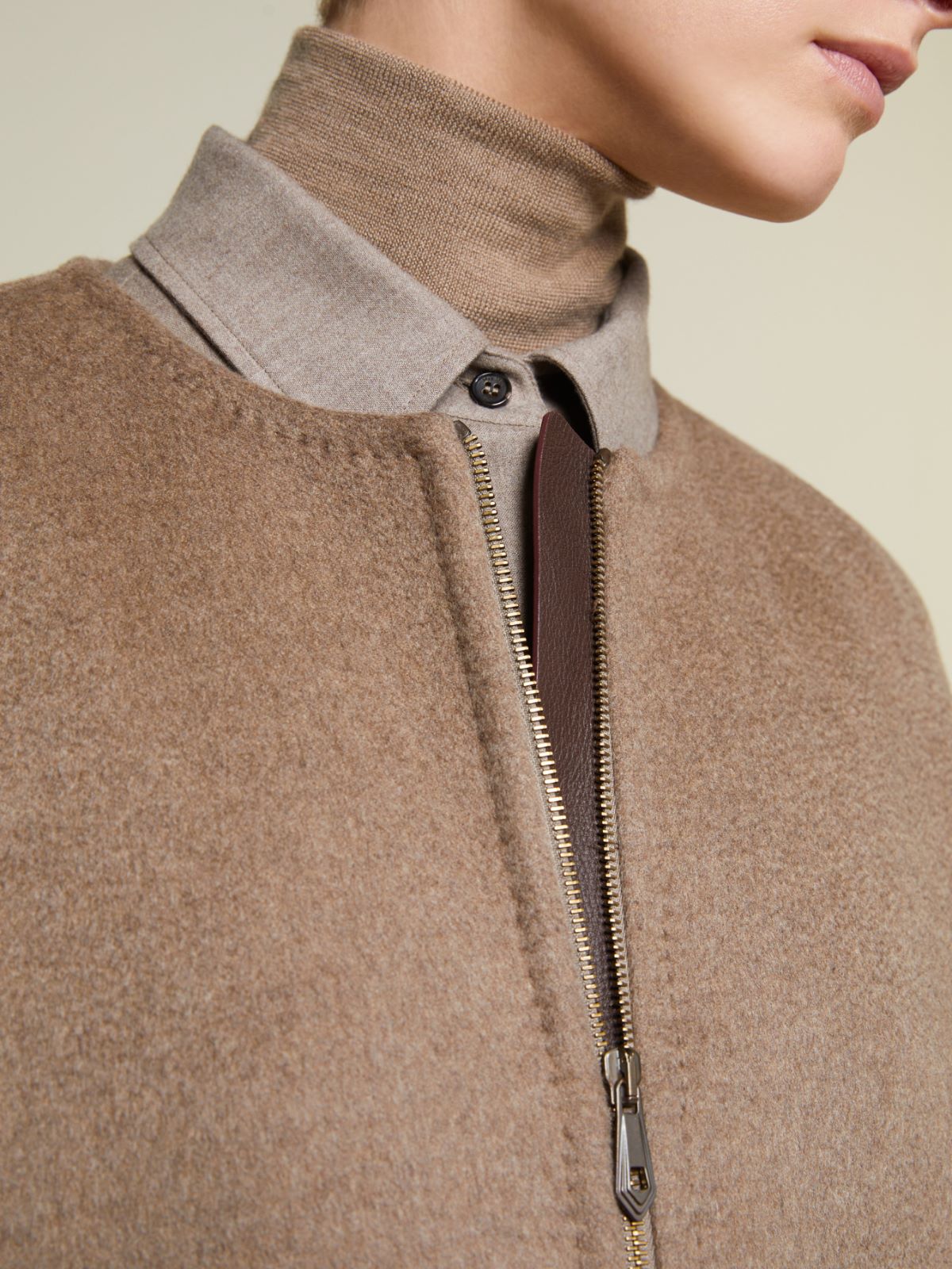 Double cashmere cape coat - Turtledove