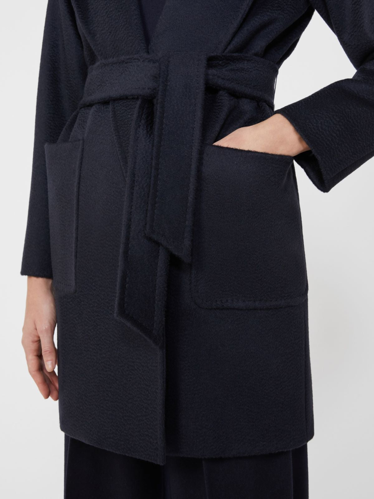 Camel robe coat - Ultramarine