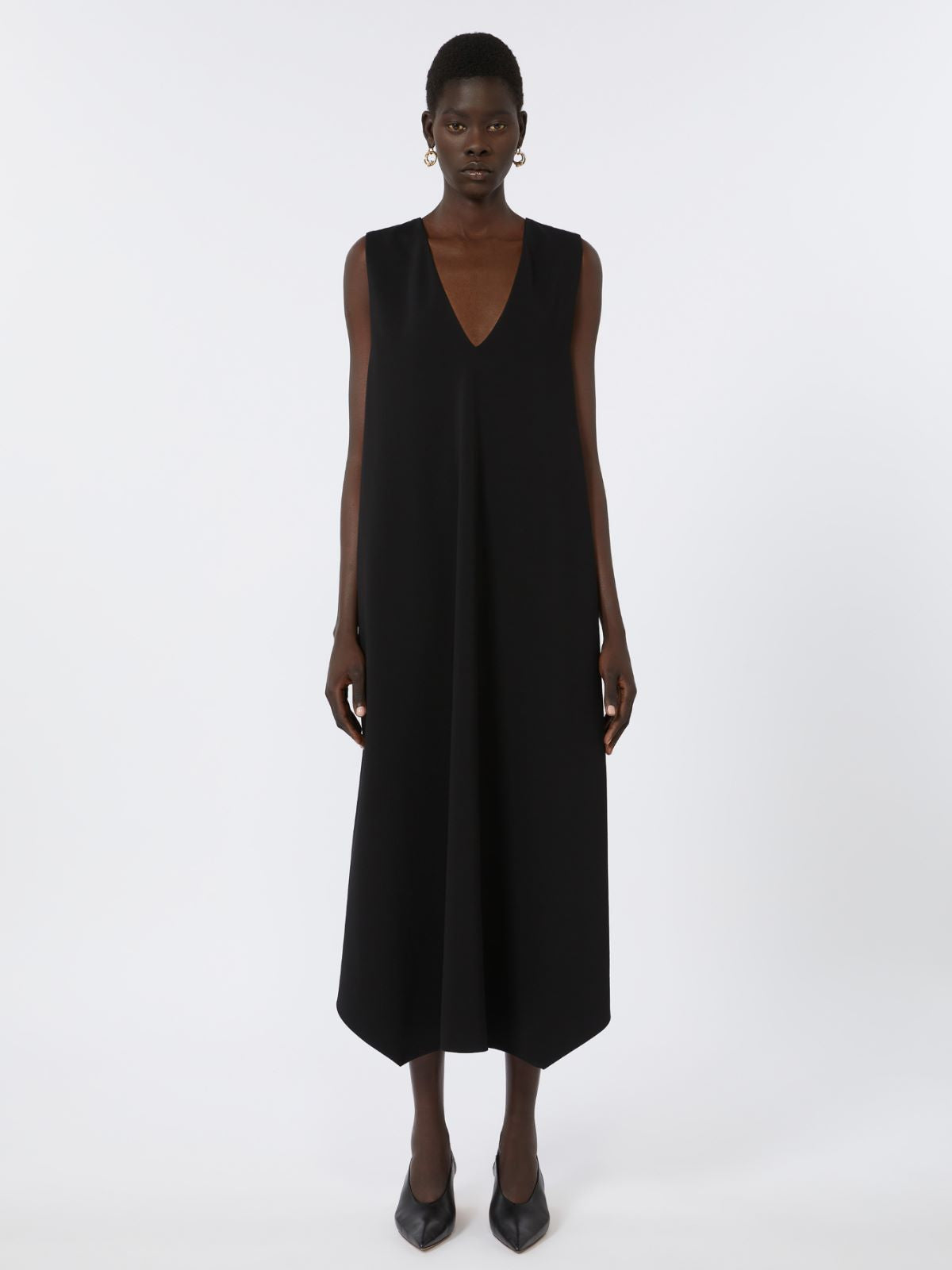 Sleeveless crepe dress - Black