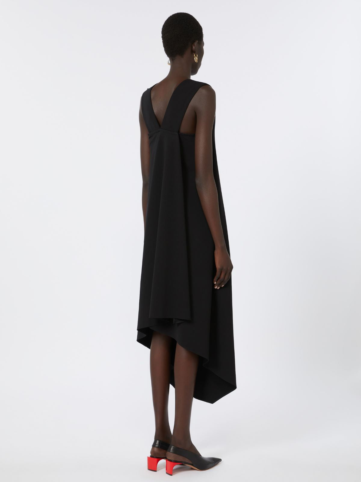 Sleeveless crepe dress - Black