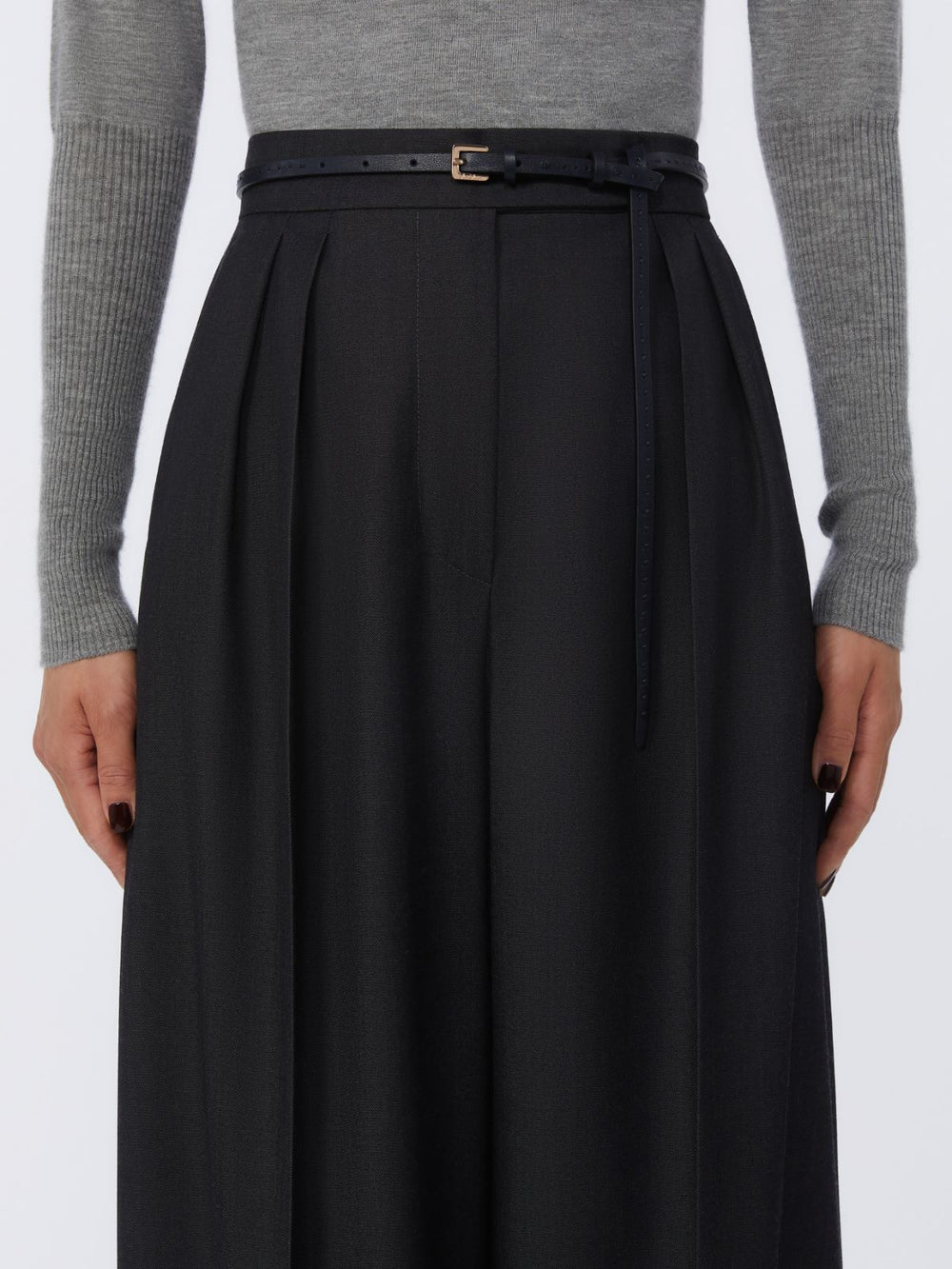 Natural leather belt - Black