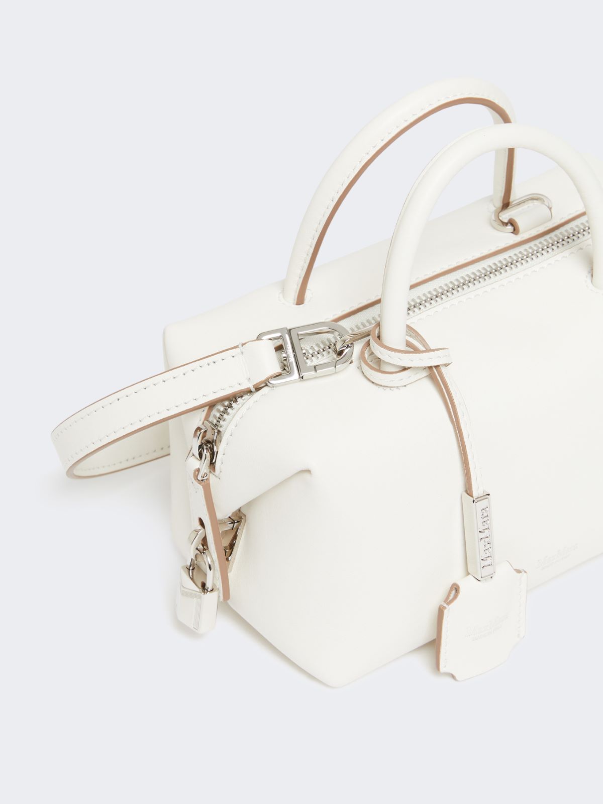 Small natural leather bowler bag - White