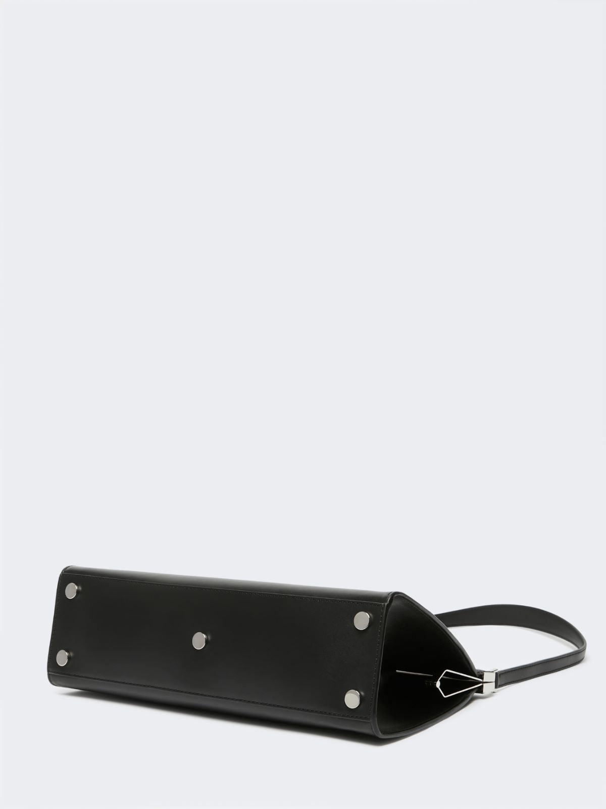 Low-sheen leather handbag - Black