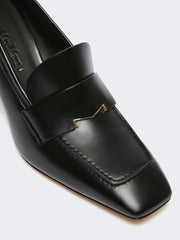 Leather loafers with heel - Black