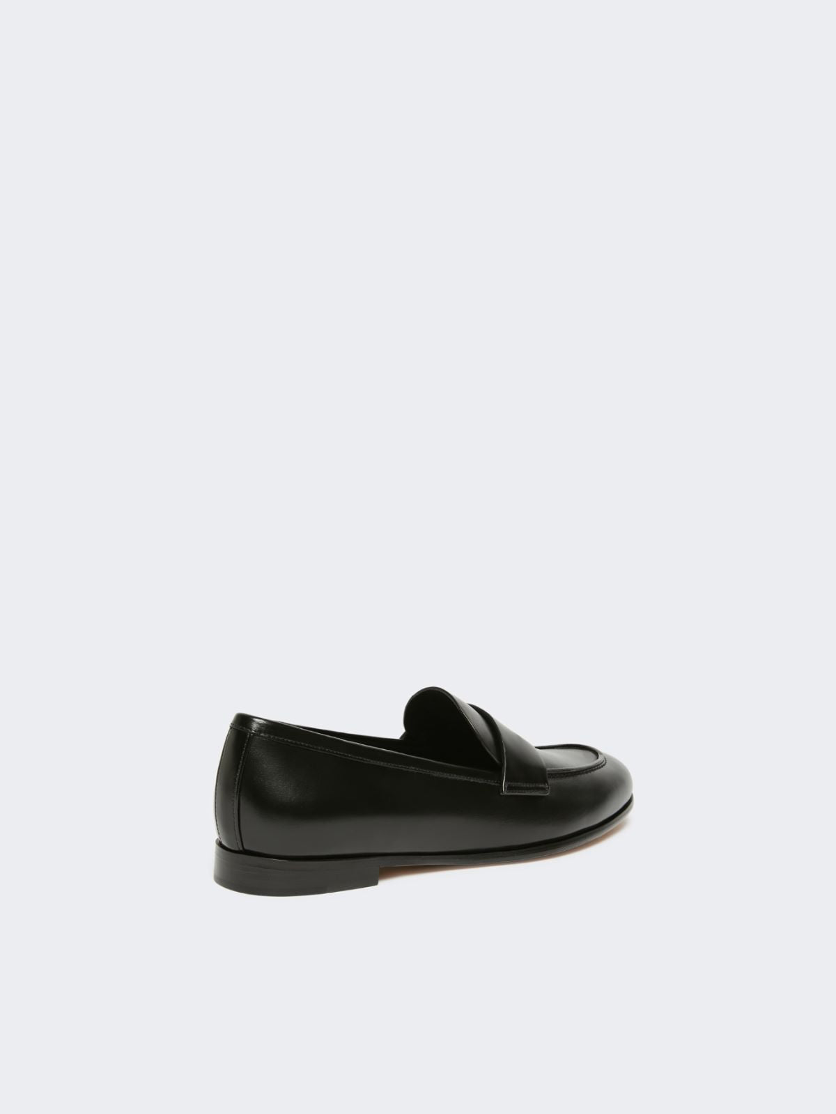 Semi-glossy leather moccasins - Black