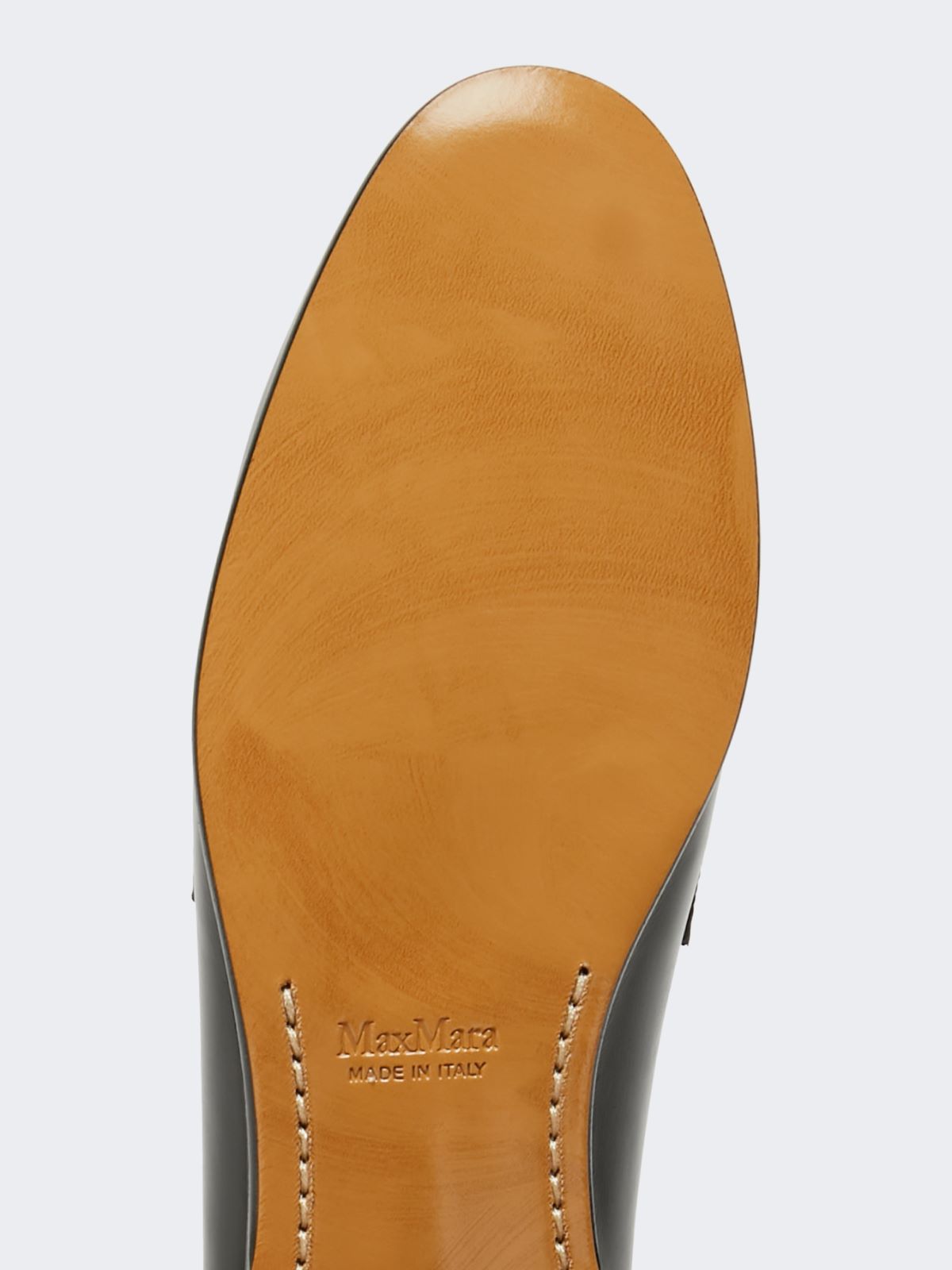 Semi-glossy leather moccasins - Black