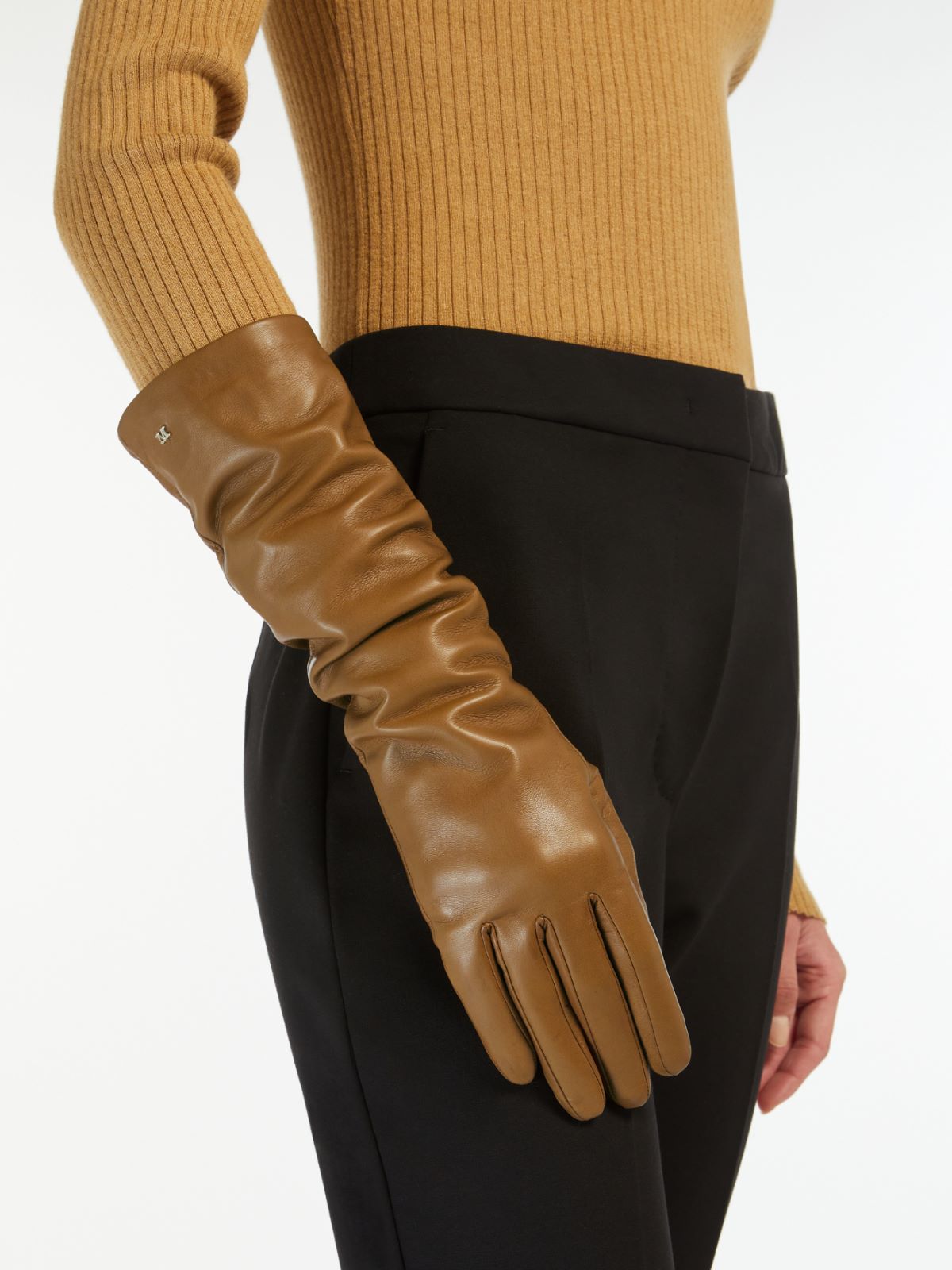 Long Nappa leather gloves - Tobacco
