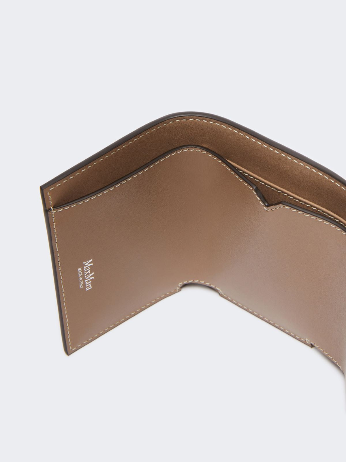 Leather tri-fold purse - Mud