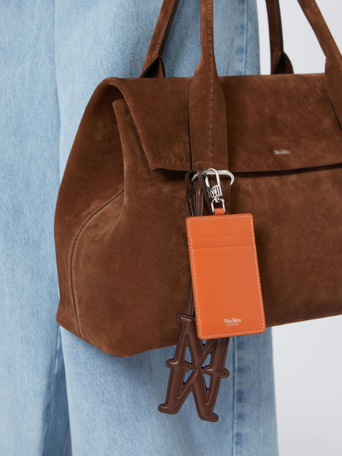 Leather badge holder - Tangerine