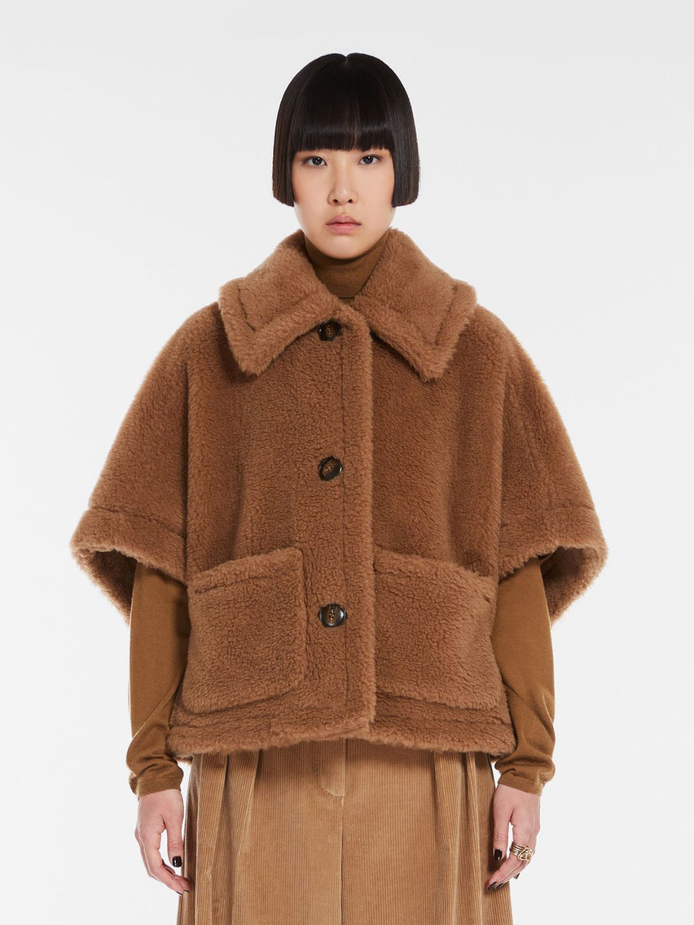 Teddy fabric short cape - Camel