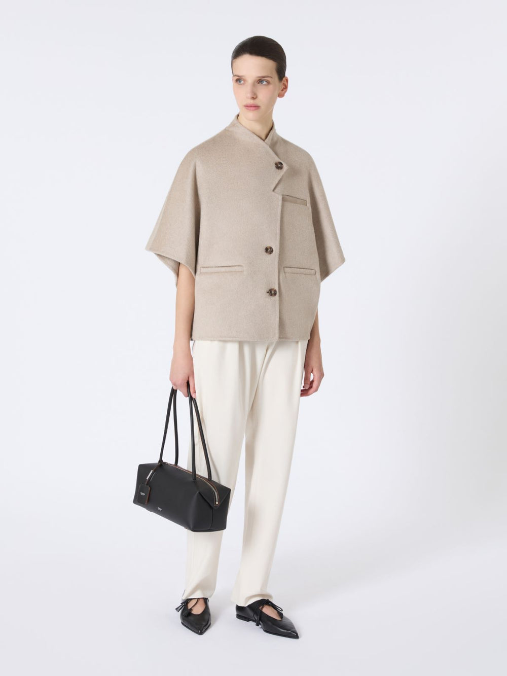 Long cropped cape in cashmere drap - Sand