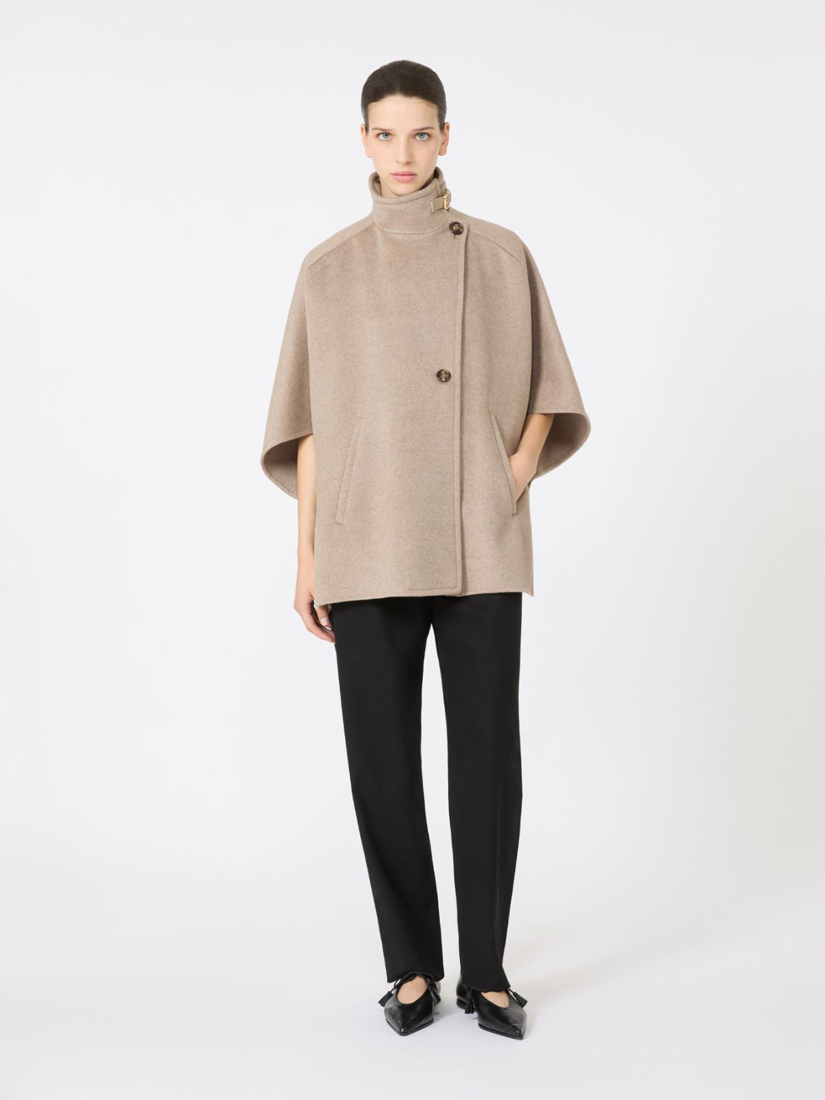 Lightweight cashmere broadcloth cape - Beige