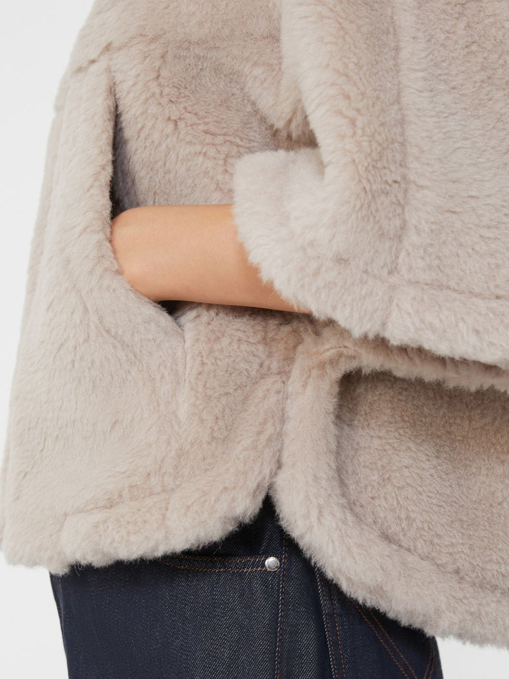 Alpaca and wool Teddy fabric boxy cape - Beige