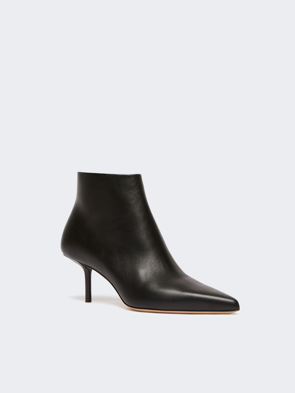 Zip-up leather ankle boots - Black