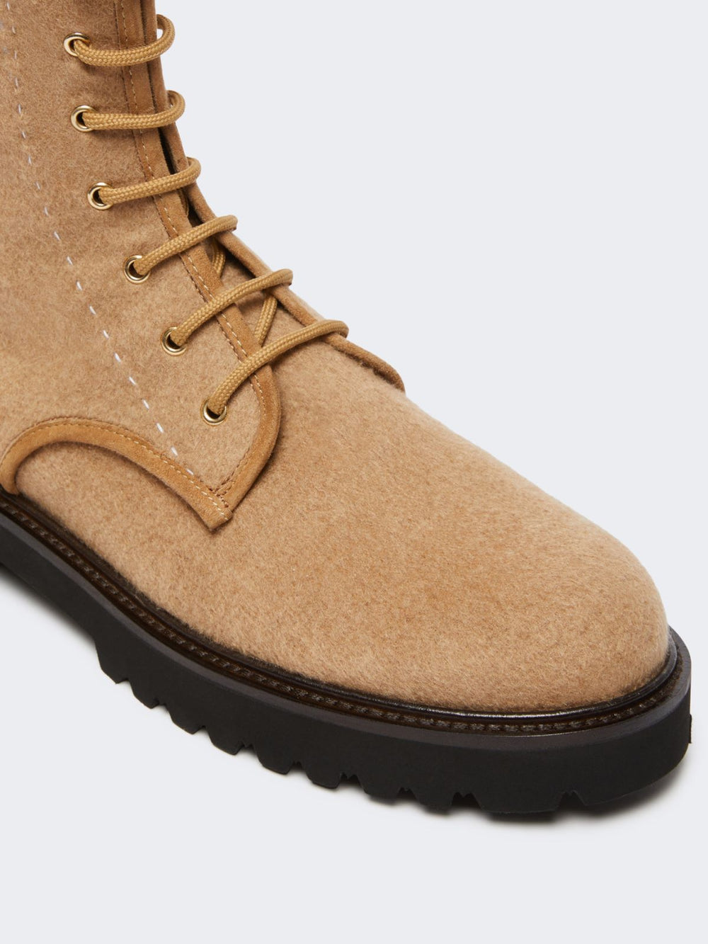 Water-repellent camel combat boots - Camel
