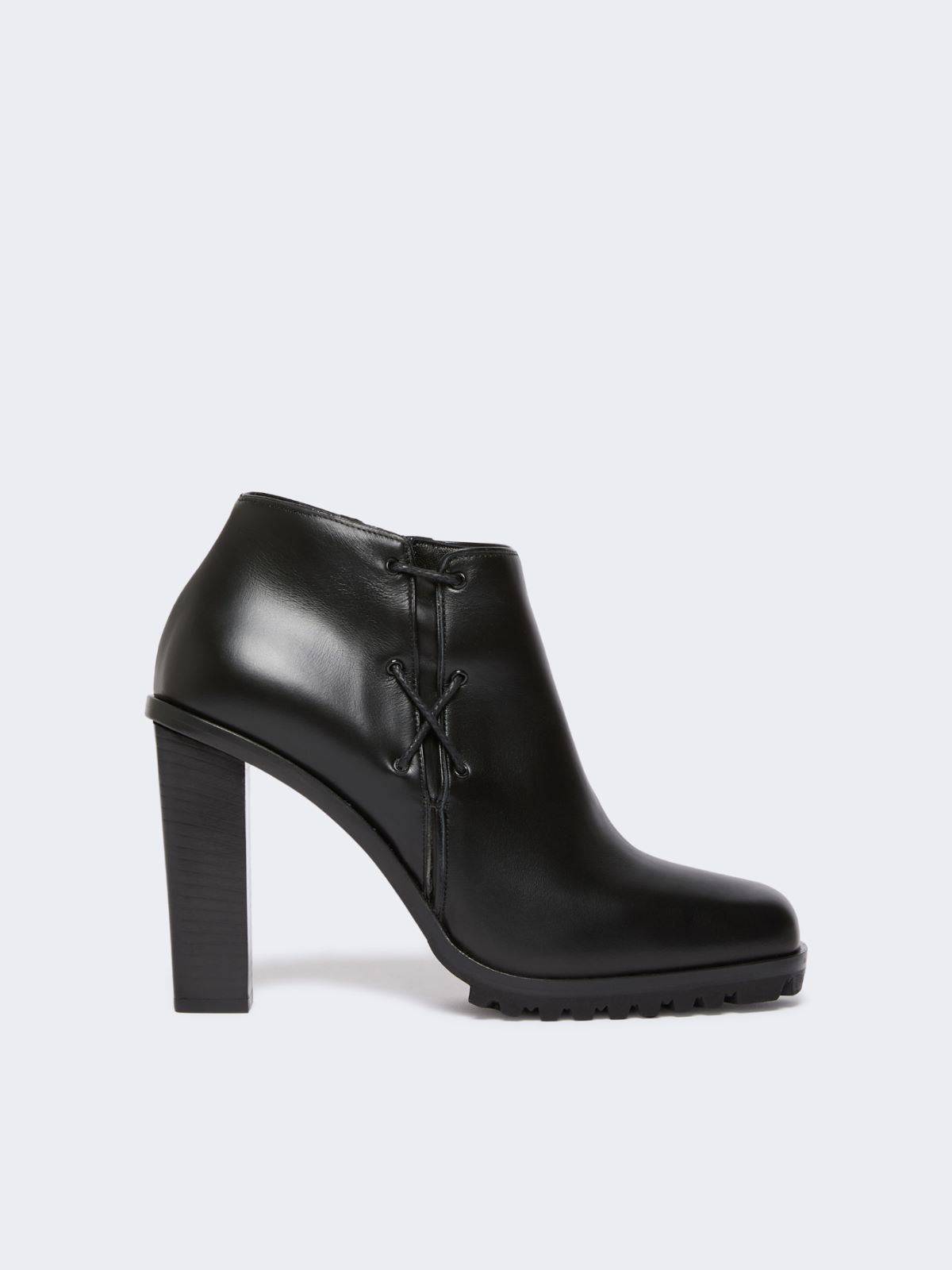 Smooth leather booties - Black