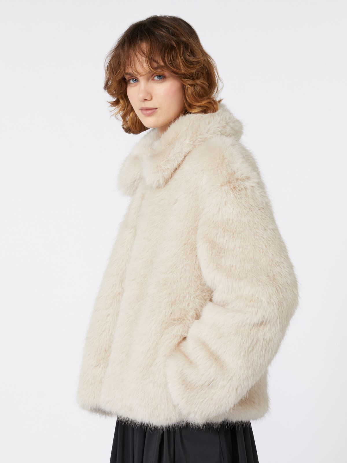 Soft-feel cropped jacket - Beige