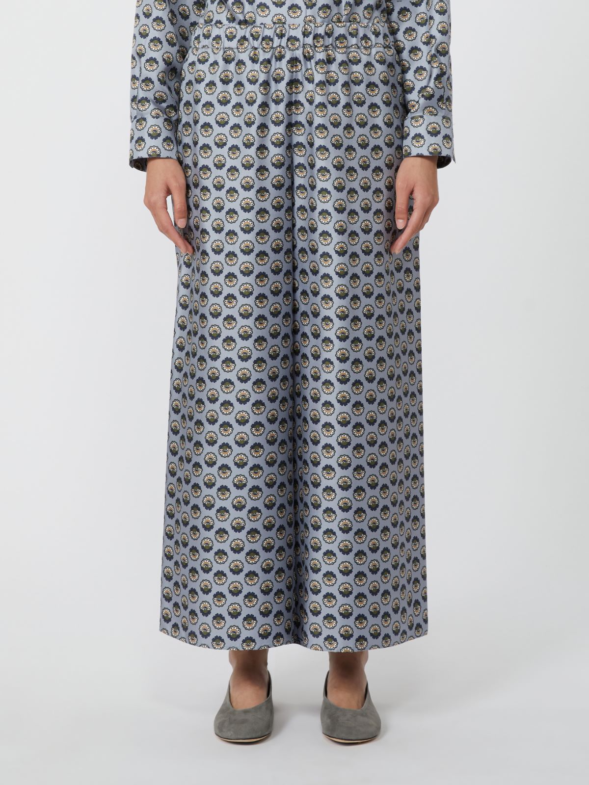 Wide-fit silk trousers - Light blue