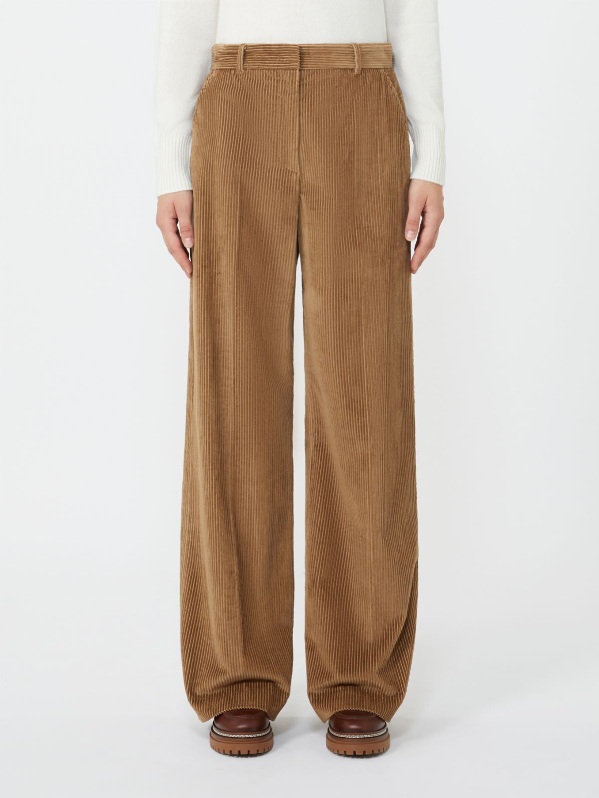 Wide-leg corduroy trousers - Hazelnut brown
