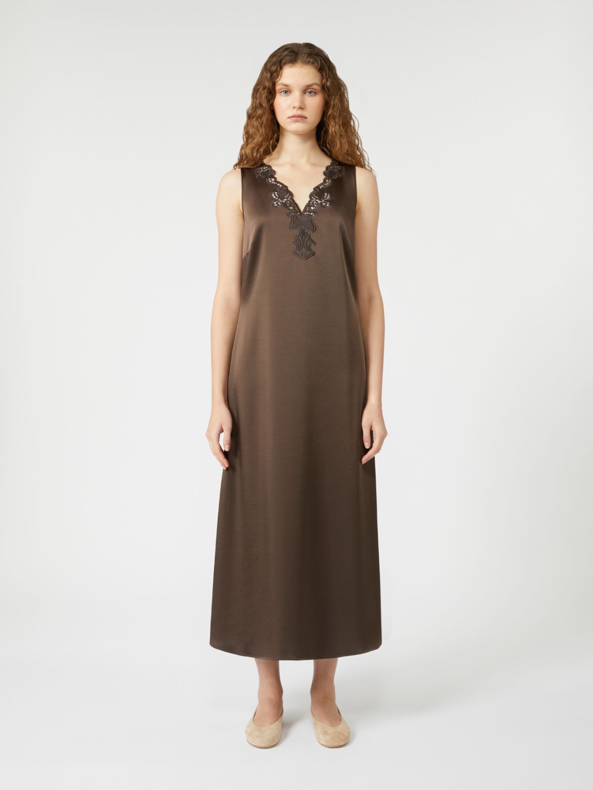 Long satin dress - Chocolate