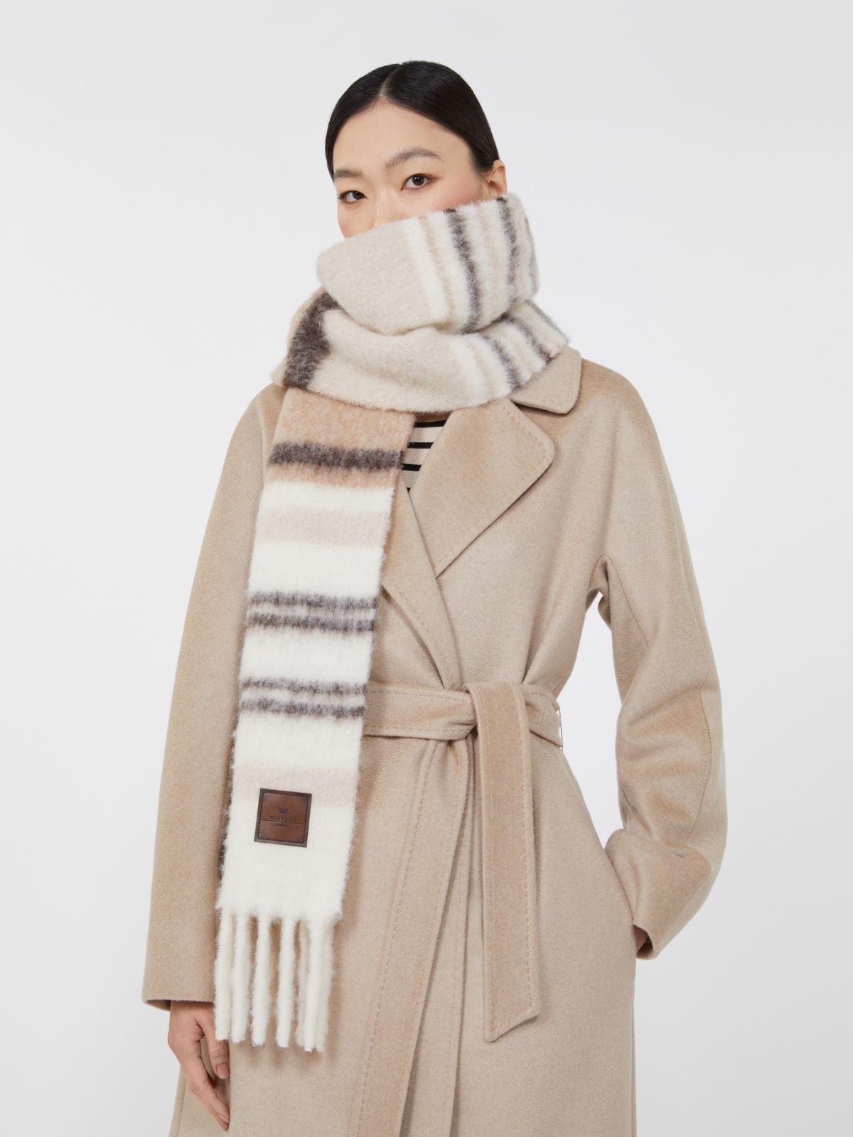 Alpaca-blend scarf - White