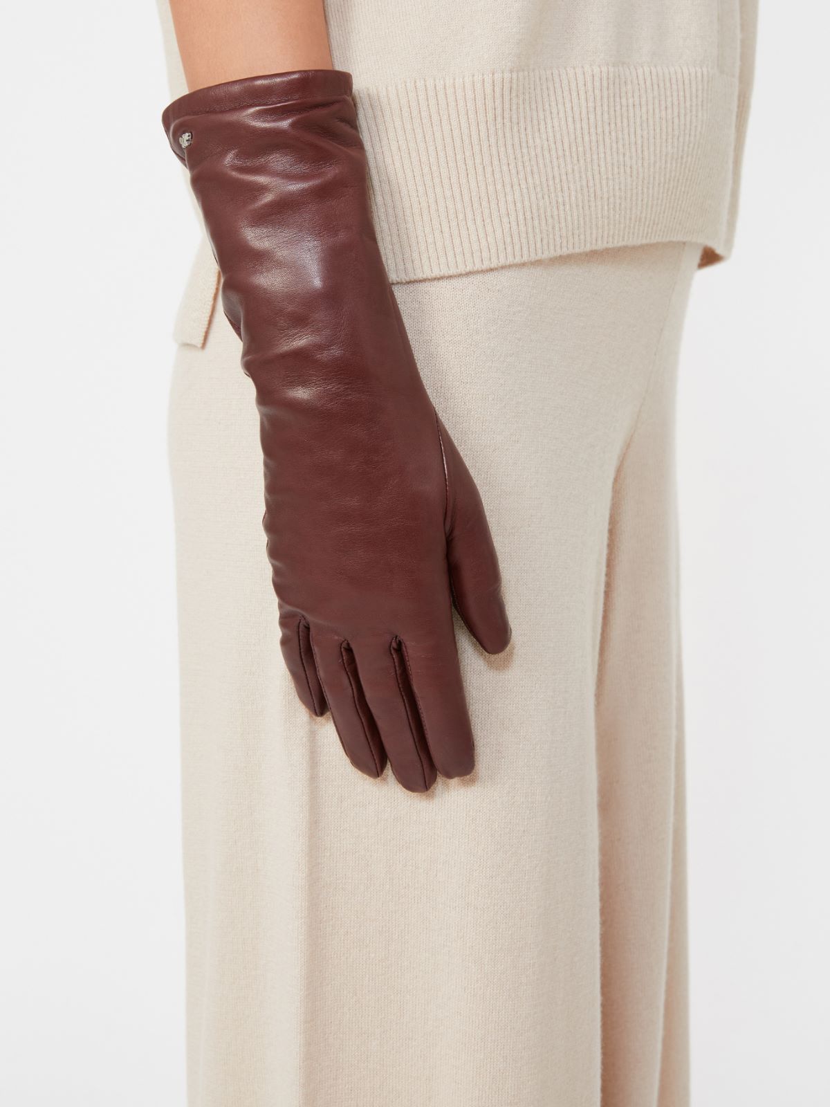 Medium-length nappa leather gloves - Bordeaux