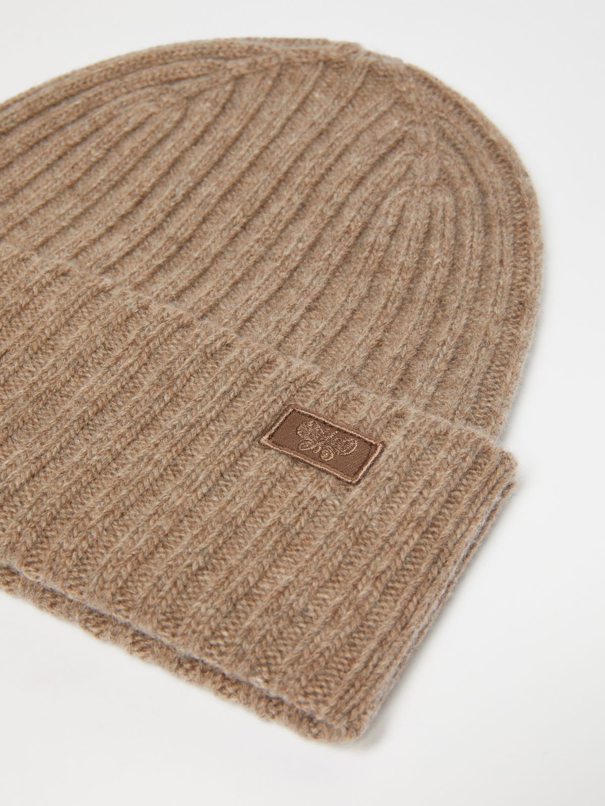 Wool yarn beanie - Brown