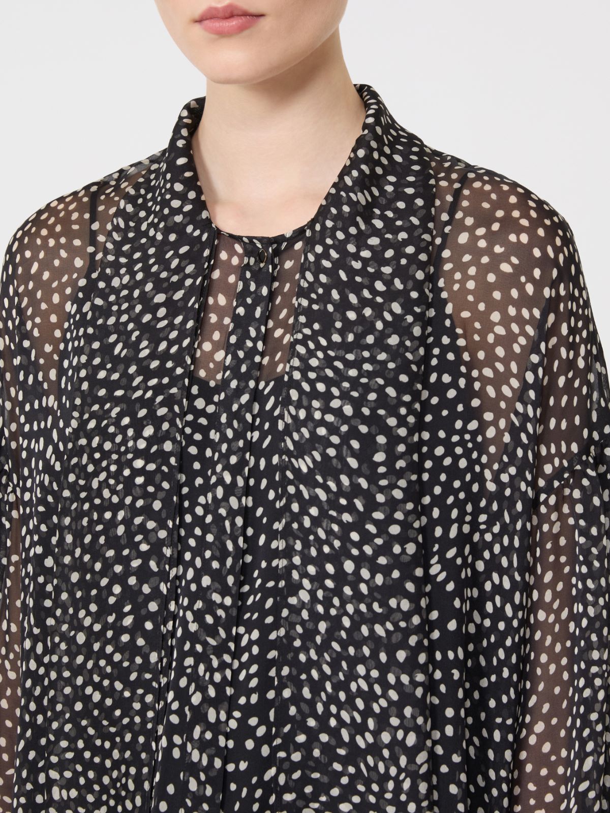 Blouse in printed chiffon - Black