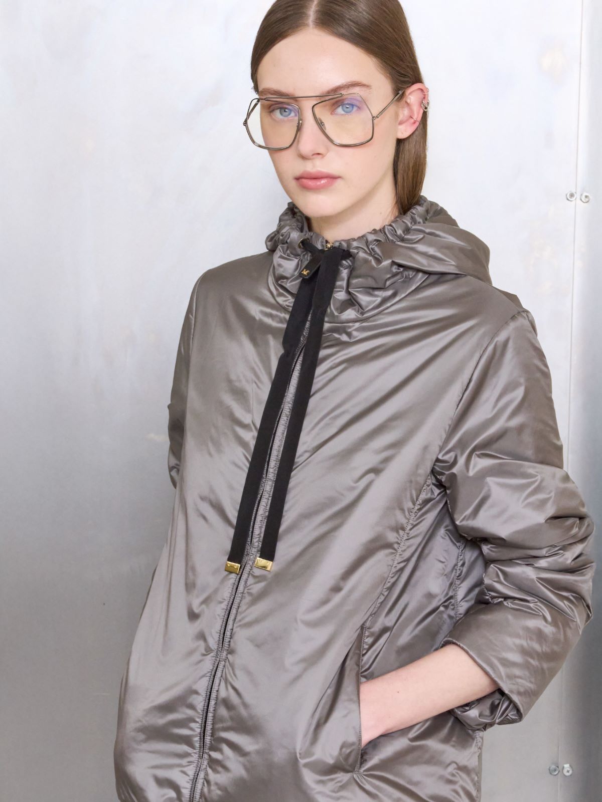 Cameluxe padded jacket with hood - Medium grey