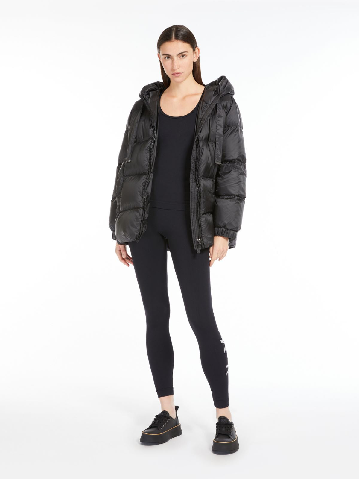 Down jacket in water-repellent canvas - Black