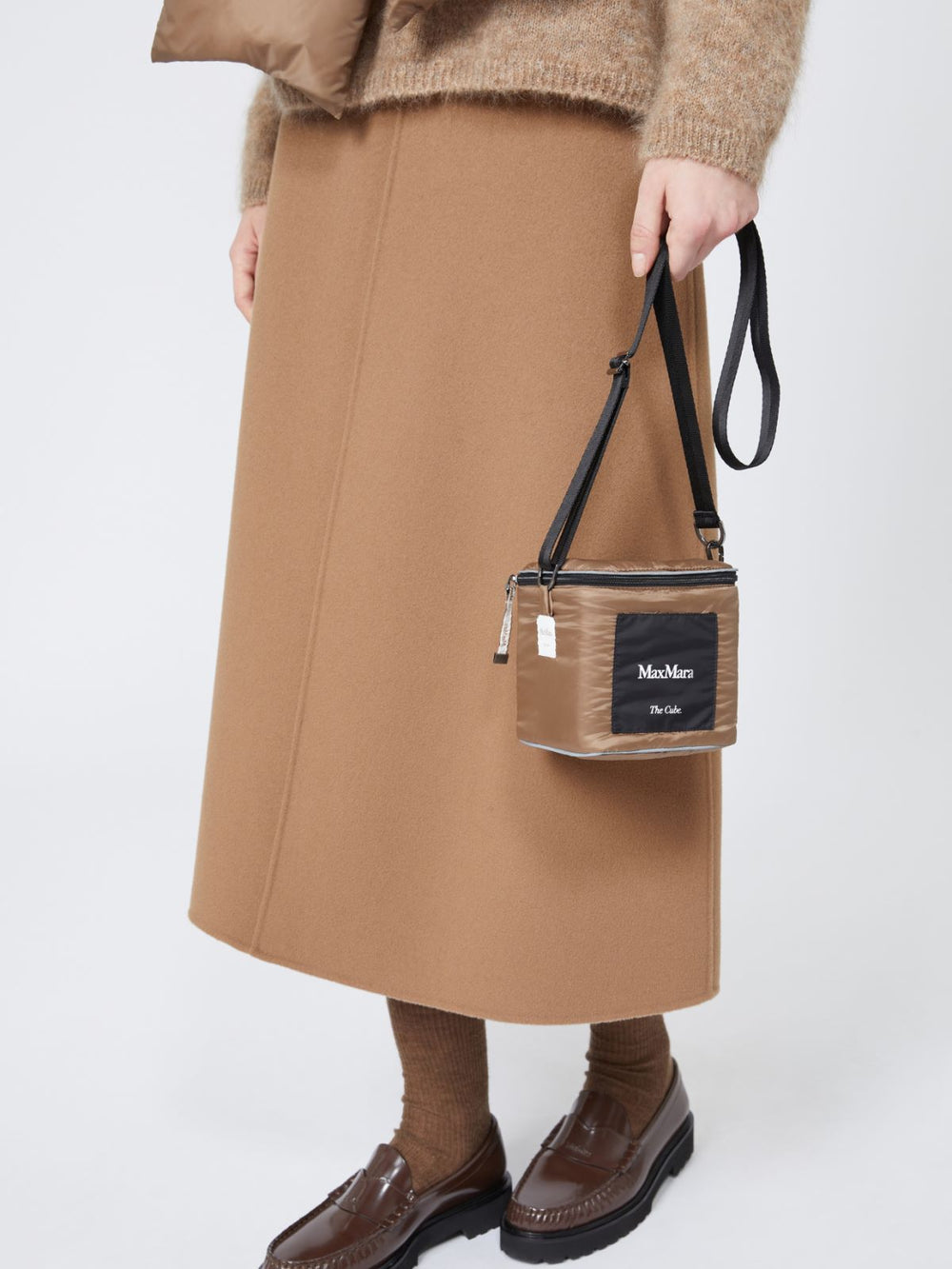 Scarf in water-repellent technical fabric - Brown